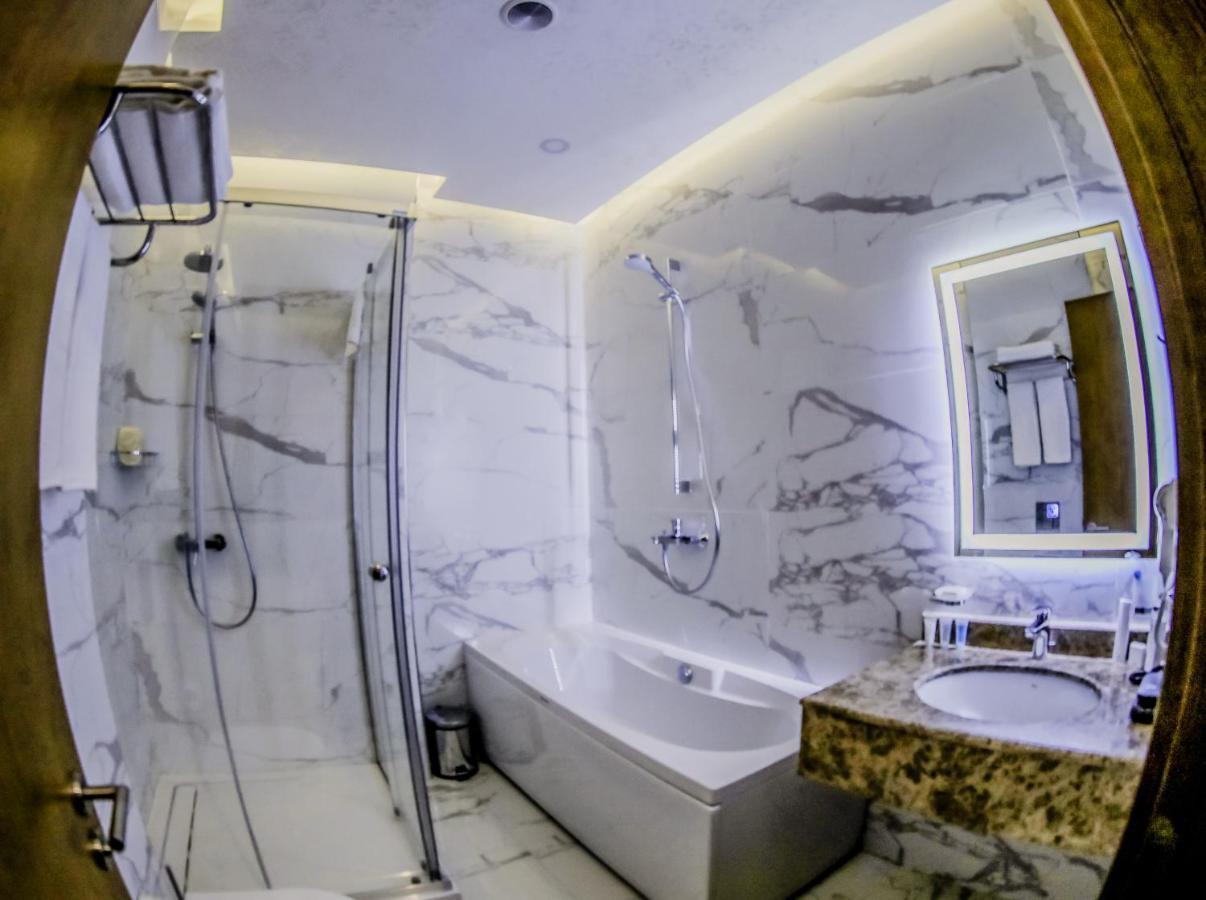 Madison Hotel バクー エクステリア 写真