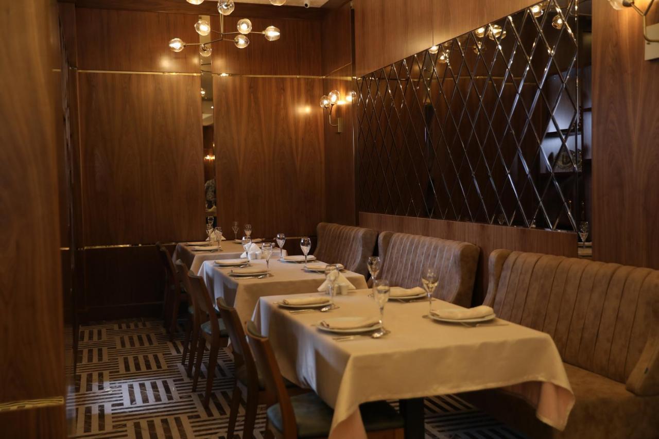 Madison Hotel バクー エクステリア 写真