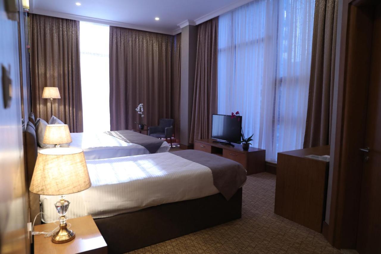 Madison Hotel バクー エクステリア 写真